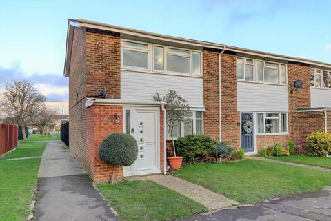 3 bedroom end of terrace house for sale, Ashtree Walk, High Wycombe HP15