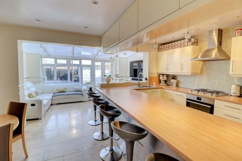 3 bedroom end of terrace house for sale, Ashtree Walk, High Wycombe HP15