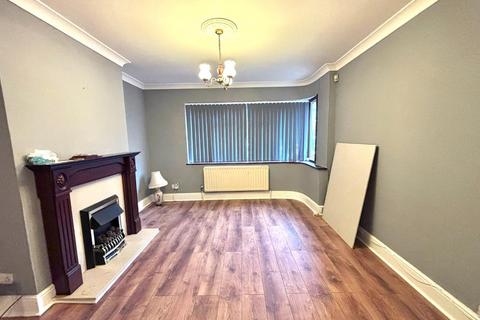 undefined, Grosvenor Avenue, Hayes