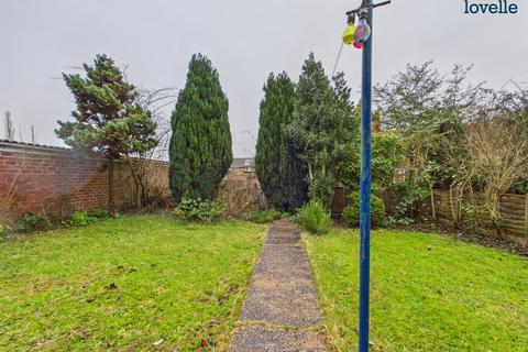 2 bedroom house to rent, Greyling Close, Lincoln