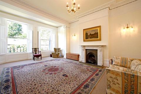 2 bedroom flat to rent, Highbury New Park, Highbury