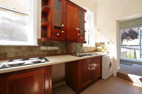 2 bedroom flat to rent, Highbury New Park, Highbury