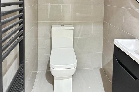 4 bedroom terraced house to rent, Coleshill Road, Warwickshire CV10