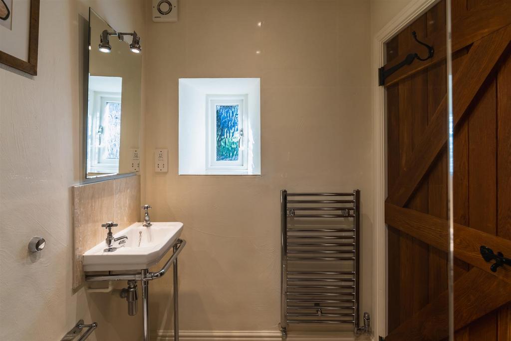 Gooseberry Barn Bedroom 2 En-Suite Shower Room