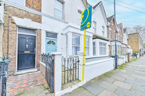 2 bedroom flat for sale, Candler Street, Tottenham, London, N15