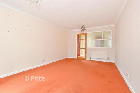 2 bedroom detached bungalow for sale, Binstead Lodge Road, Binstead, Ryde, Isle of Wight