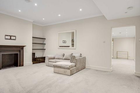 2 bedroom flat to rent, Clanricarde Gardens, London W2