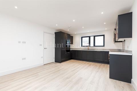 3 bedroom semi-detached house for sale, 1 Crown Villas