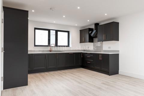 3 bedroom semi-detached house for sale, 1 Crown Villas