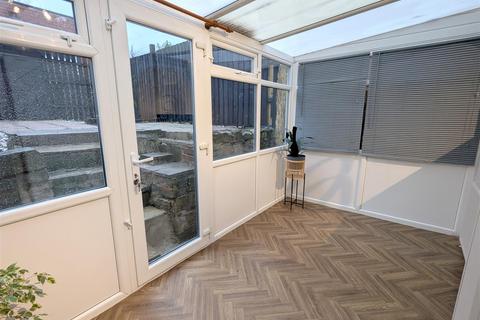 2 bedroom terraced house for sale, Whitegate Road, Halifax HX3