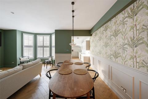 3 bedroom apartment for sale, Petersham Mews, London, SW7