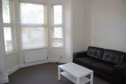 1 bedroom flat to rent, Castle Boulevard, Nottingham NG7