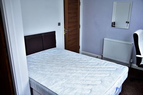 undefined, Ash Road, Leeds LS6