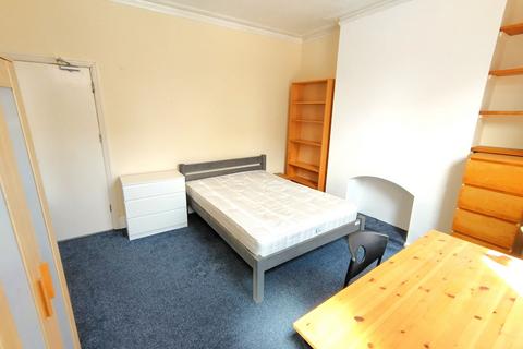 undefined, City Road, Nottingham NG7