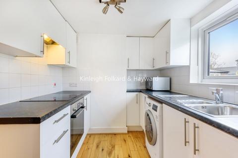 1 bedroom flat to rent, Fenwick Road, London, SE15