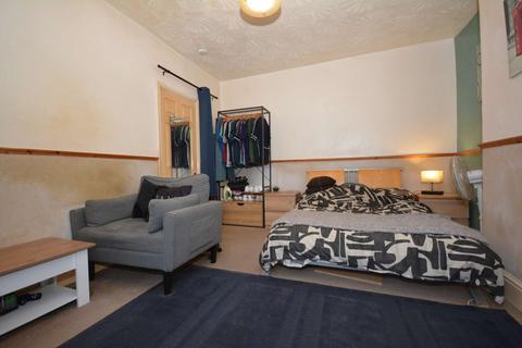 undefined, Lytham Grove, Leeds, West Yorkshire