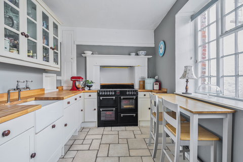 4 bedroom terraced house for sale, Church Street, Modbury