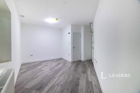 undefined, Reynolds Road, New Malden, KT3