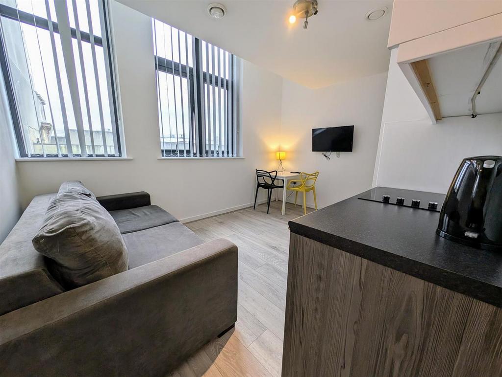Living Room.jpg