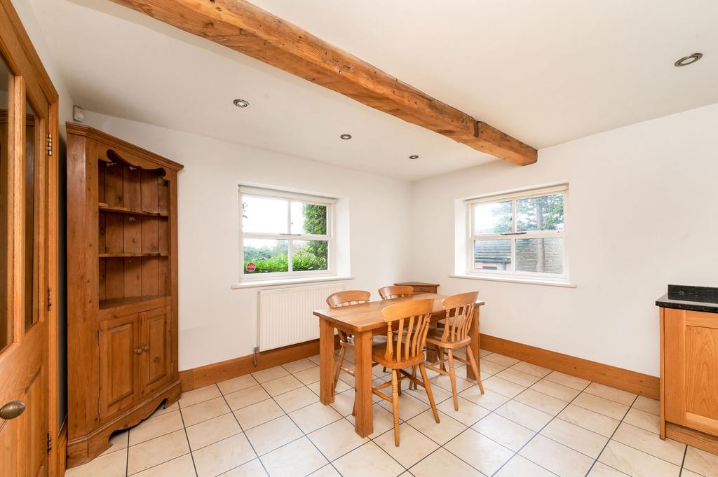 Dining kitchen