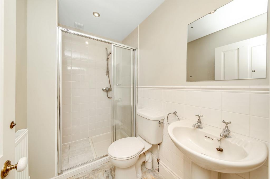 Bedroom two en suite