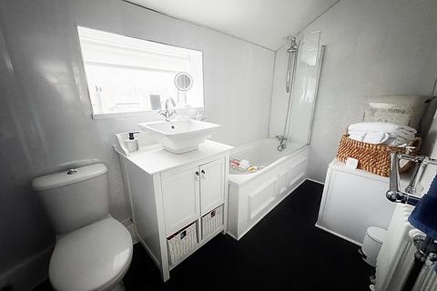 3 bedroom terraced house for sale, Diamond Street, Wallsend