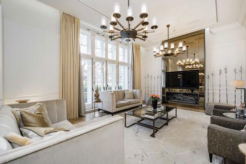 undefined, Connaught Place, London W2