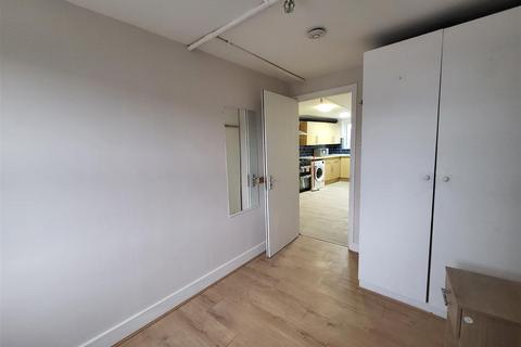 undefined, Woolwich High Street, Woolwich