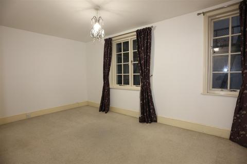 2 bedroom flat to rent, Brunswick Terrace, Hove
