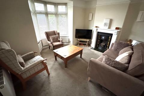 2 bedroom semi-detached house for sale, Laleham Road, Staines-Upon-Thames, Surrey, TW18
