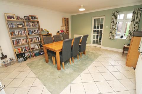 2 bedroom semi-detached house for sale, Laleham Road, Staines-Upon-Thames, Surrey, TW18