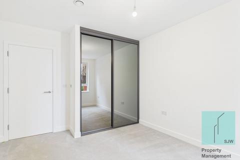 undefined, Gwen Davis Way, Dagenham RM9