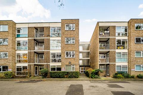 2 bedroom apartment for sale, Brackley Road, Beckenham, Kent