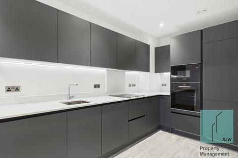 Gwen Davis Way, Dagenham RM9