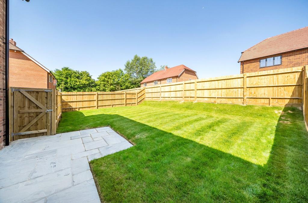 Ightham Rear Garden