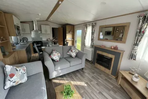 3 bedroom static caravan for sale, Carnaby Silverdale Tal-y-Fan, Abersoch LL53