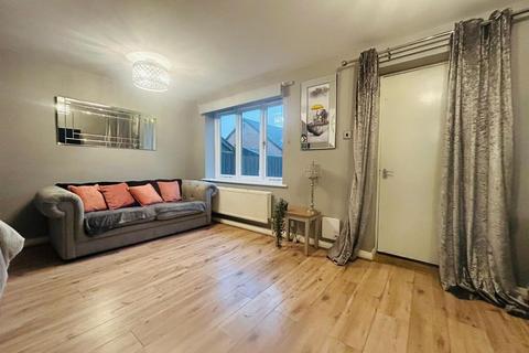 2 bedroom semi-detached house for sale, Brailsford Crescent, York