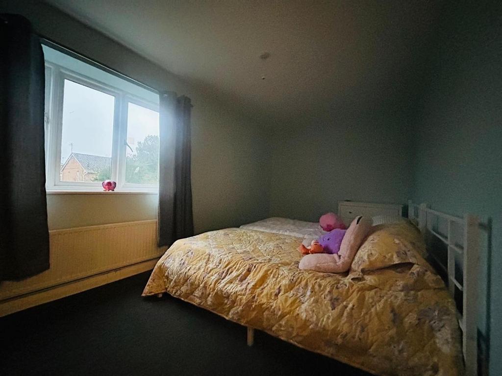 Bedroom1.jpg
