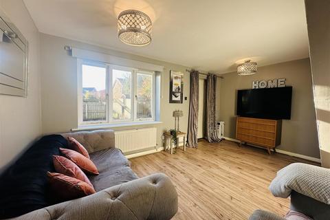 2 bedroom semi-detached house for sale, Brailsford Crescent, York