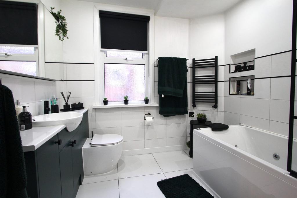 Main Bathroom