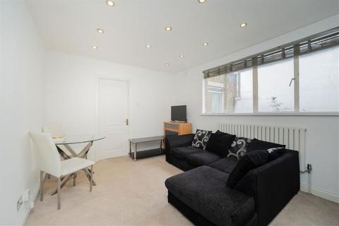 1 bedroom flat to rent, Gloucester Terrace, London W2
