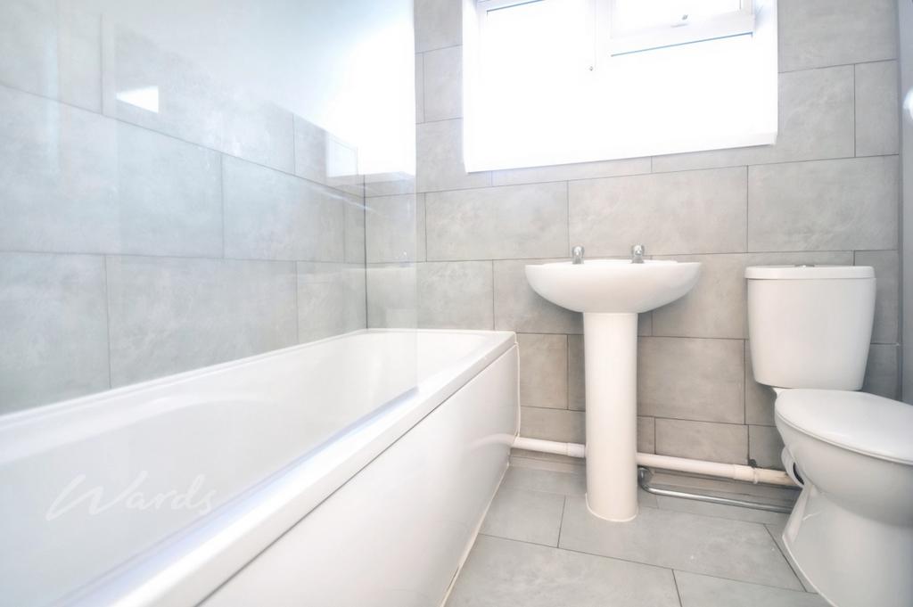 Fir tree bathroom
