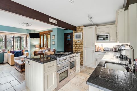 undefined, Canal Road, Thrupp, OX5