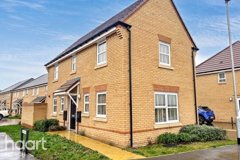 3 bedroom detached house for sale, Stoneman Way, Ramsey