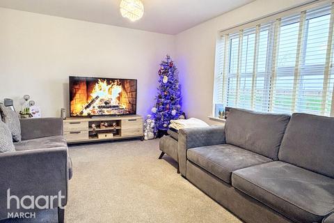 3 bedroom detached house for sale, Stoneman Way, Ramsey