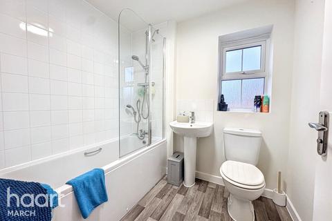 3 bedroom detached house for sale, Stoneman Way, Ramsey