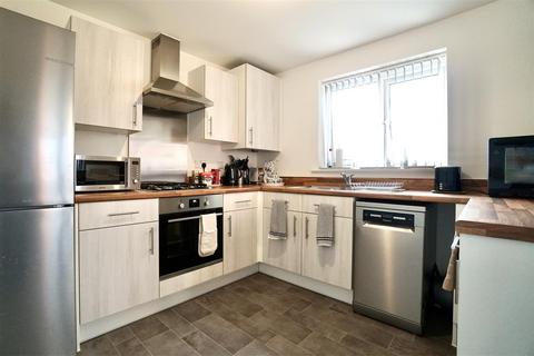 3 bedroom semi-detached house for sale, Hudson Way, Hadleigh