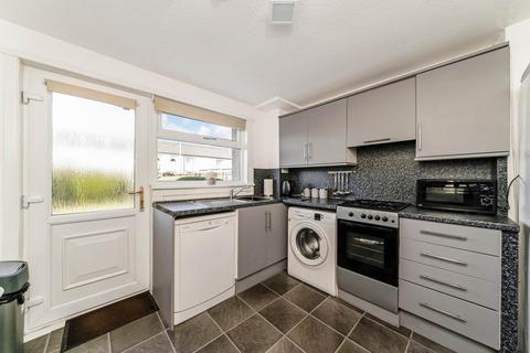 3 bedroom terraced house for sale, Kintyre Avenue, Linwood