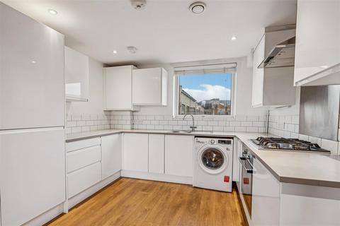 undefined, Brixton Hill, SW2