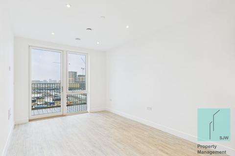 Gwen Davis Way, Dagenham RM9